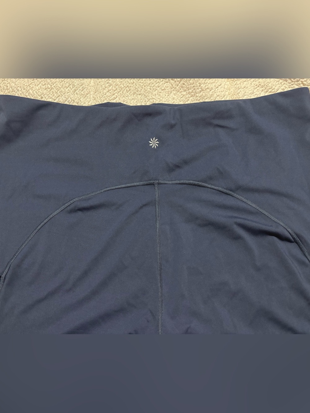 Athleta Women’s Navy Athletic Stretch Shorts - Picture 3 of 7
